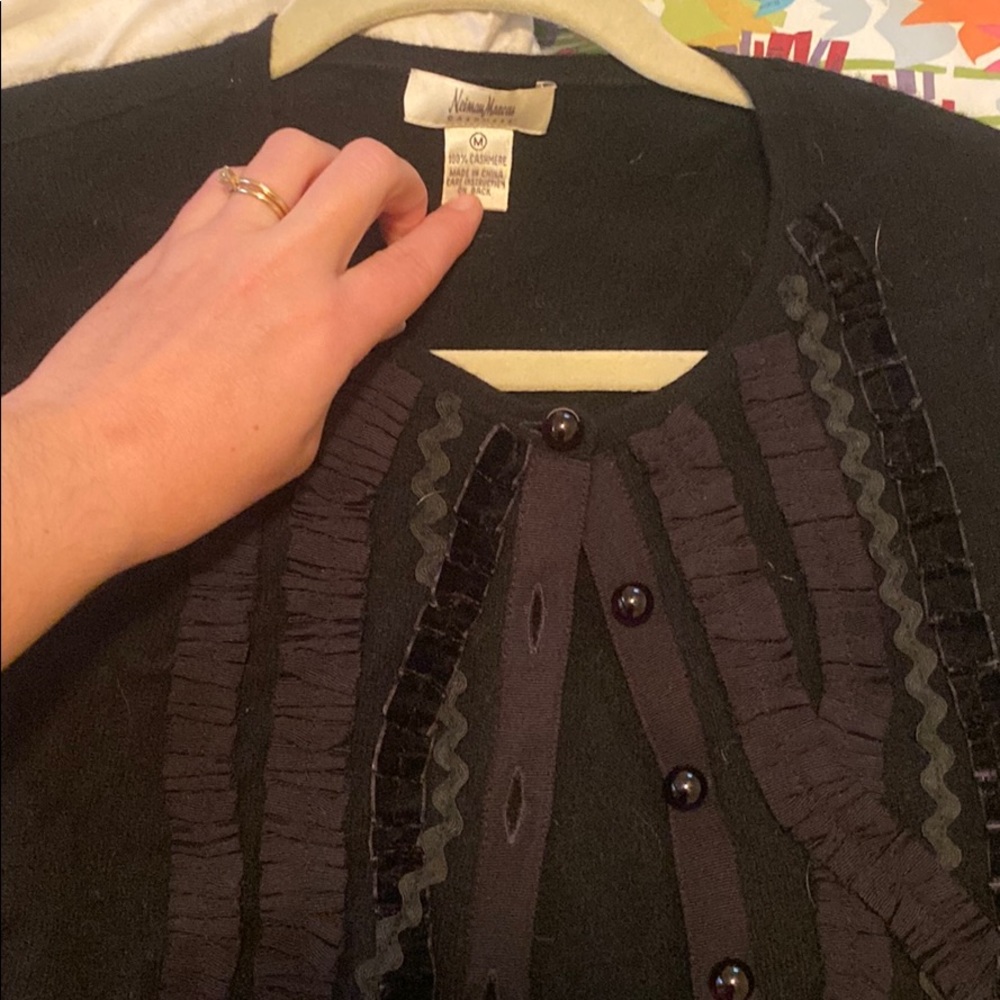 Neiman Marcus 100% Cashmere Cardigan